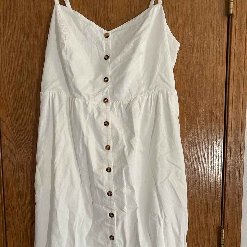 City Chic midi dress size M or 18. Linen blend.